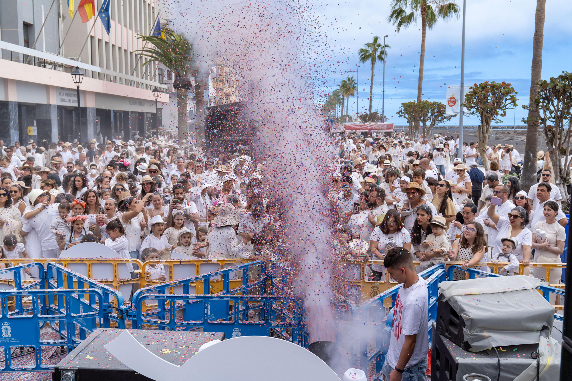 Los ‘peques indianos’ desembarcan en Santa Cruz de La Palma.