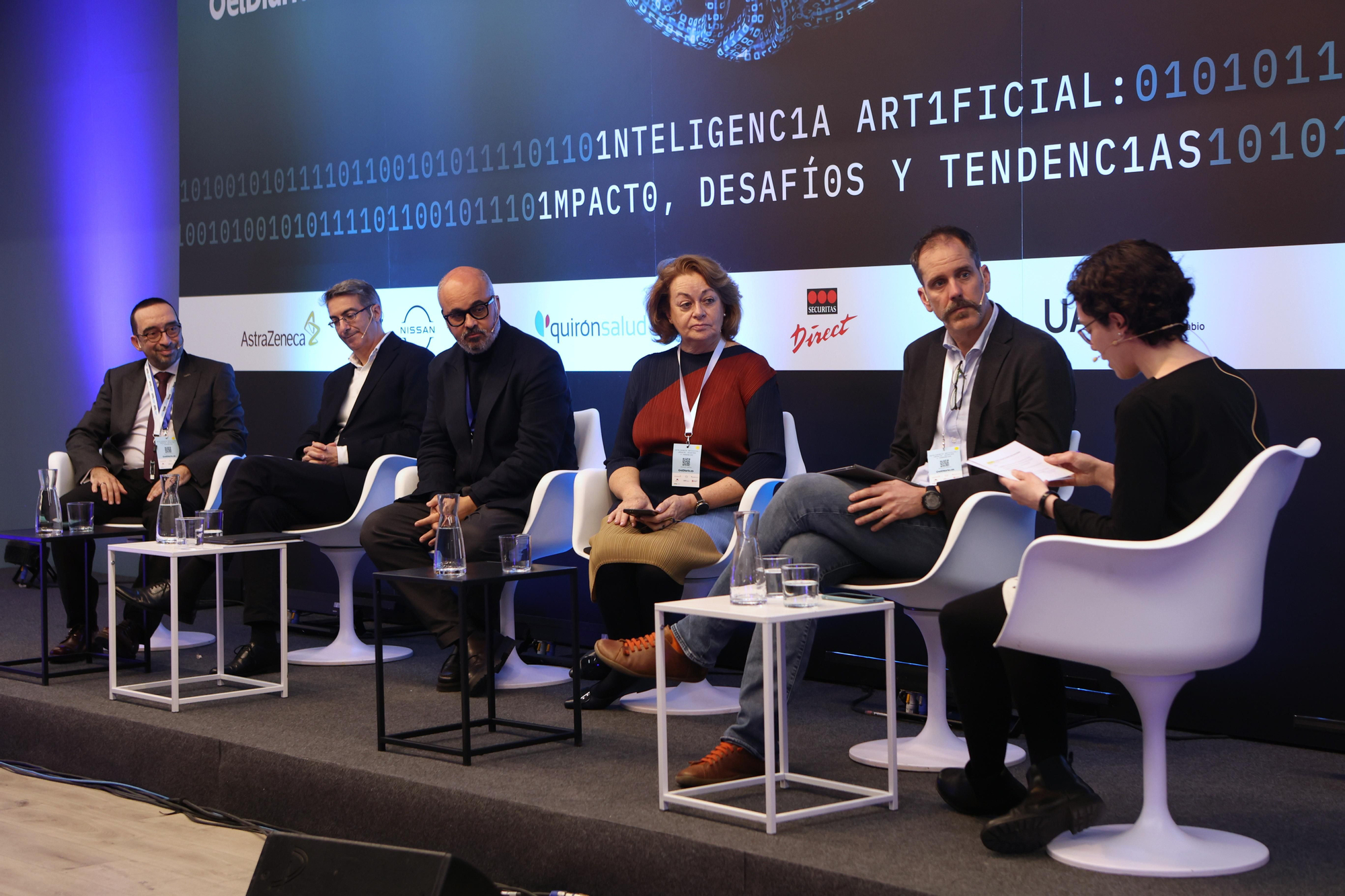 Mesa 4: Formación y búsqueda de talento: nuevas oportunidades de la IA