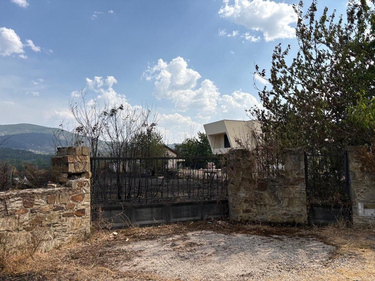 Incendio en Villaverde de los Cestos. / ILEÓN