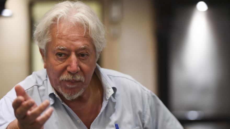 A través de un decreto, Alberto Fernández echó a  Luis Puenzo como presidente del INCAA