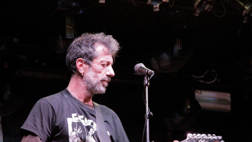 Manolo Kabezabolo, el verso más libre y silvestre del punk español