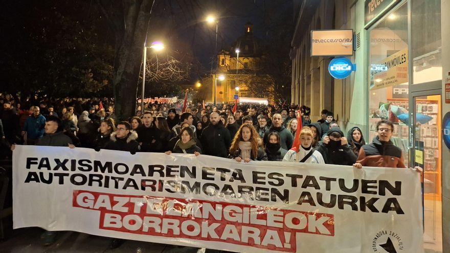 Manifestación convocada por GKS en Pamplona "contra el fascismo y el autoritarismo de los estados".