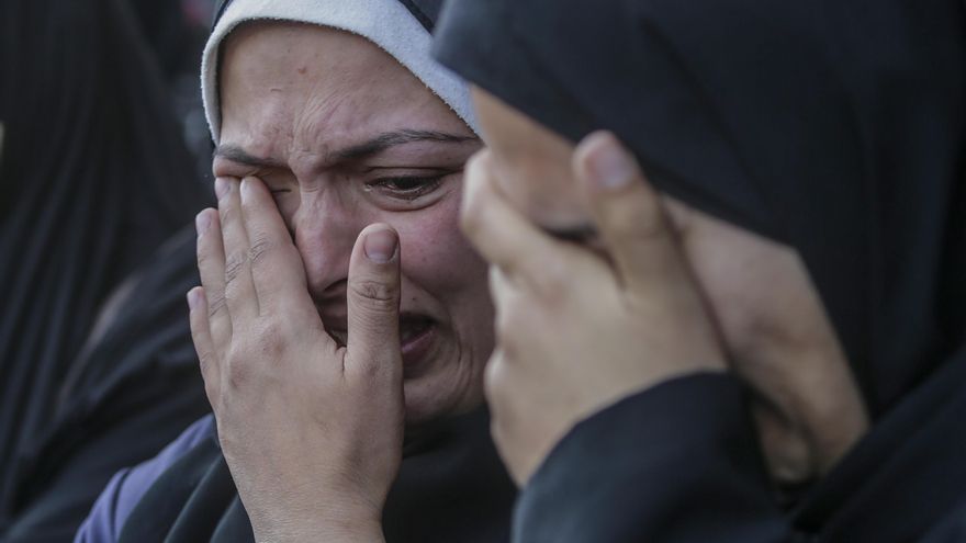 Tanques atacan Deir al Balah en la primera ofensiva terrestre de Israel contra la ciudad