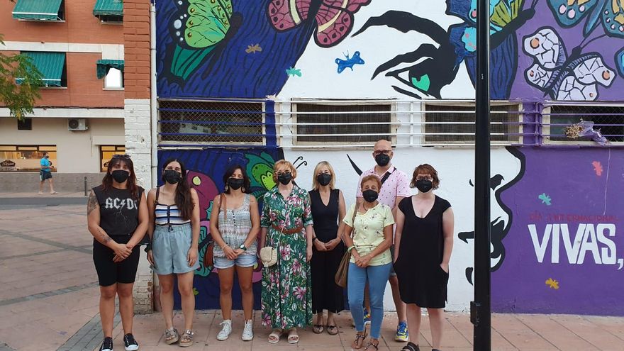 Concentración en defensa de los derechos de las niñas y mujeres afganas en Miguelturra