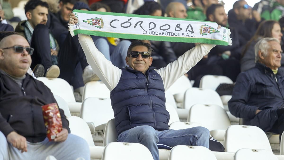 Grada Blanquiverde del Córdoba CF - CD Leganés