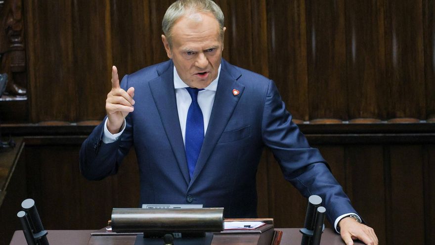 Tusk recibe la confianza del Parlamento polaco tras la derrota de su candidato en las elecciones presidenciales