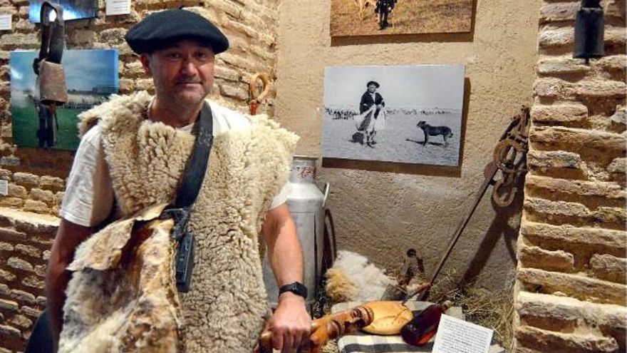 El periodista Juan Daniel Rodríguez, ataviado para la ocasión.