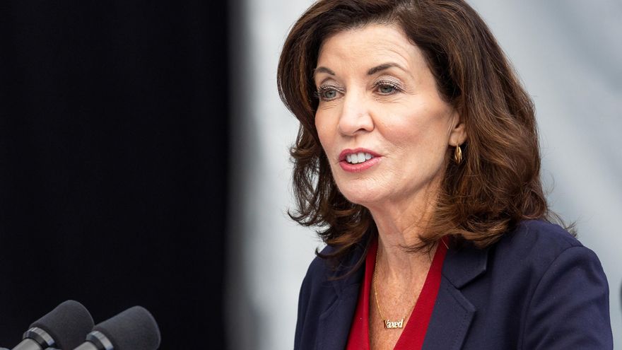 Nueva York considerará extorsión las amenazas de reportar estatus migratorio