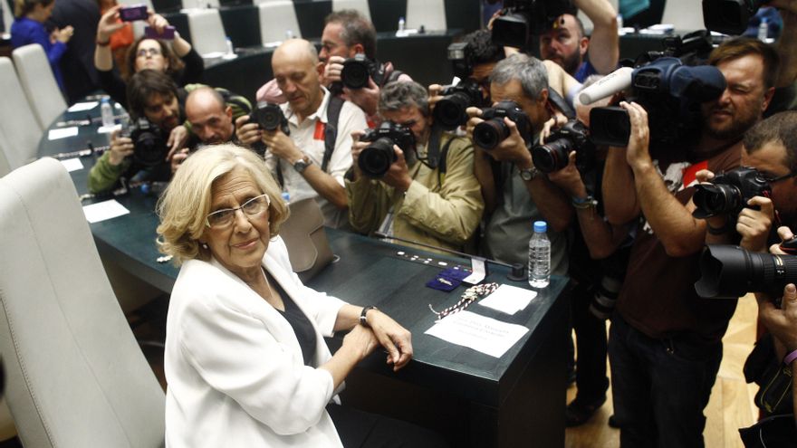 Carmena en el pleno de 2015 en que fue elegida alcaldesa.