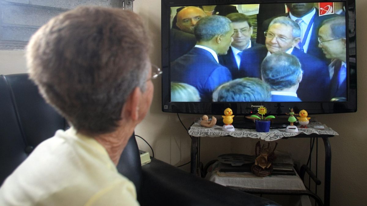 Prorrogado el contrato para que 36.388 vecinos de 95 municipios de La Rioja sigan teniendo televisión digital y radio