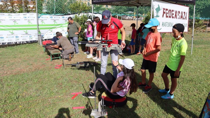 PP y Vox cierran una semana de cesiones a la caza y los toros en Extremadura