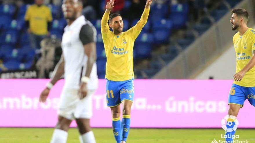 Las Palmas se reencuentra con la victoria