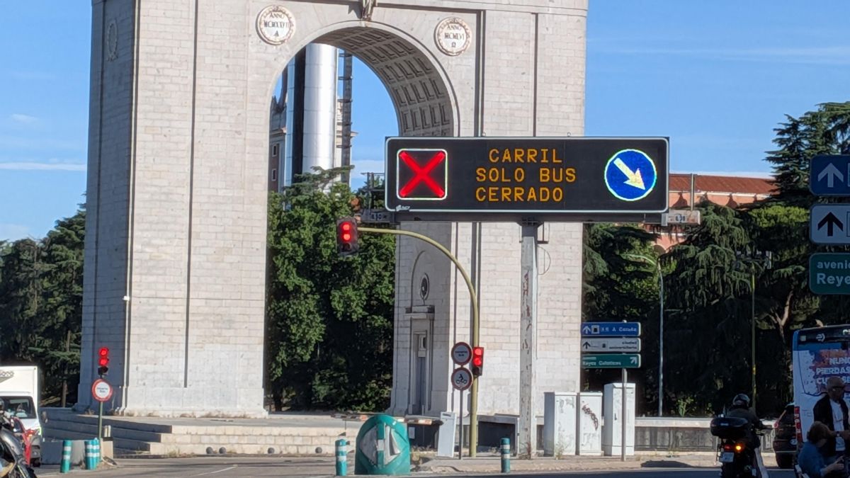 Retrasos en Moncloa este jueves por avería en el carril bus VAO de entrada a Madrid
