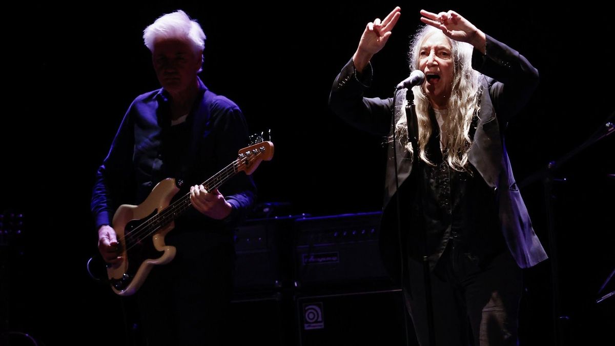 Patti Smith tuvo al público totalmente entregado en el concierto que ofreció anoche en Gijón/Xixón.