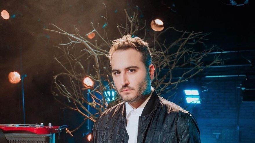 Fotografía cedida por Sony Music Latin del cantante Jesús Navarro de Reik.