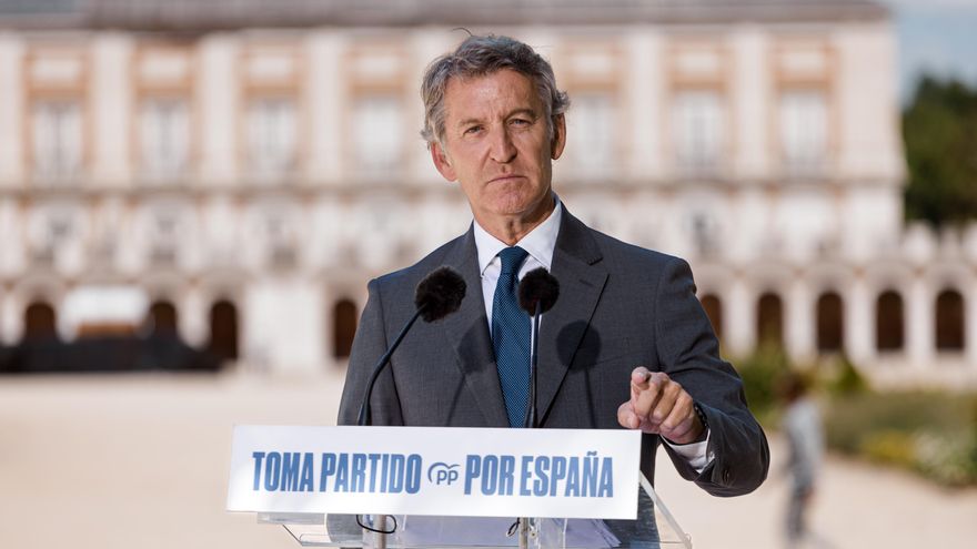 Feijóo assumes VOX postulates before his thrust in the surveys despite defending a PP of "reformist center"