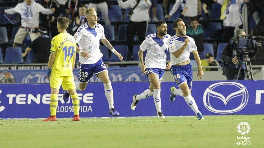 El Tenerife acumula su peor racha del siglo sin ganar un derbi