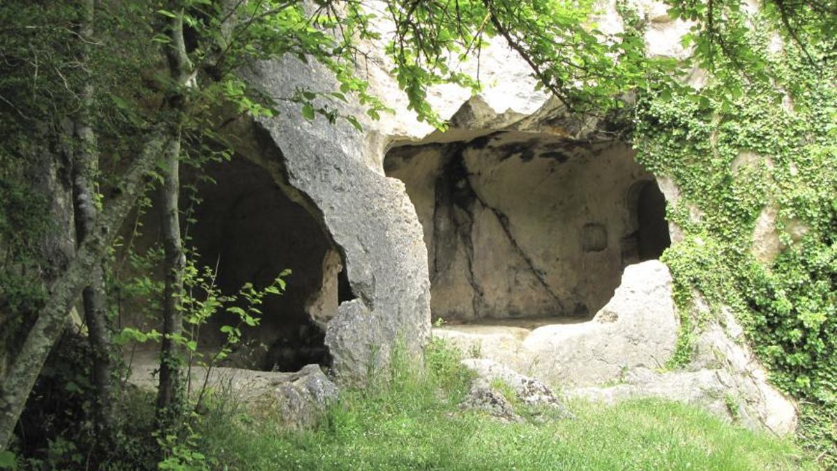 Algunas poblaciones vivían en zonas apartadas, rodeadas de montañas y lejos de rutas de paso