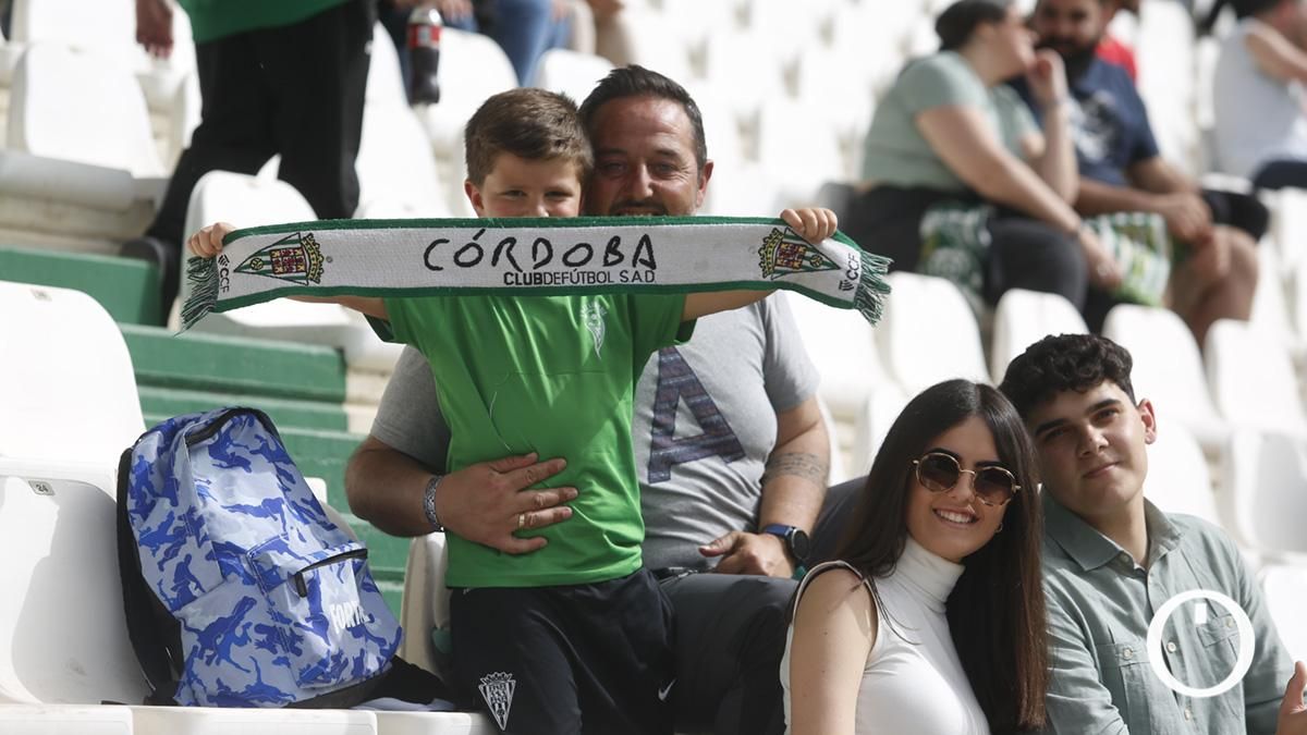 Grada Blanquiverde del Córdoba CF - San Fernando CD