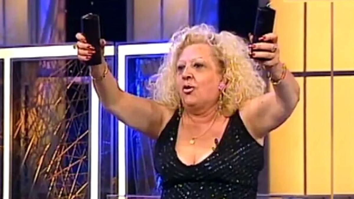 Telecinco desvela que la bruja Lola, célebre vidente de la TV de los 90, murió hace siete años