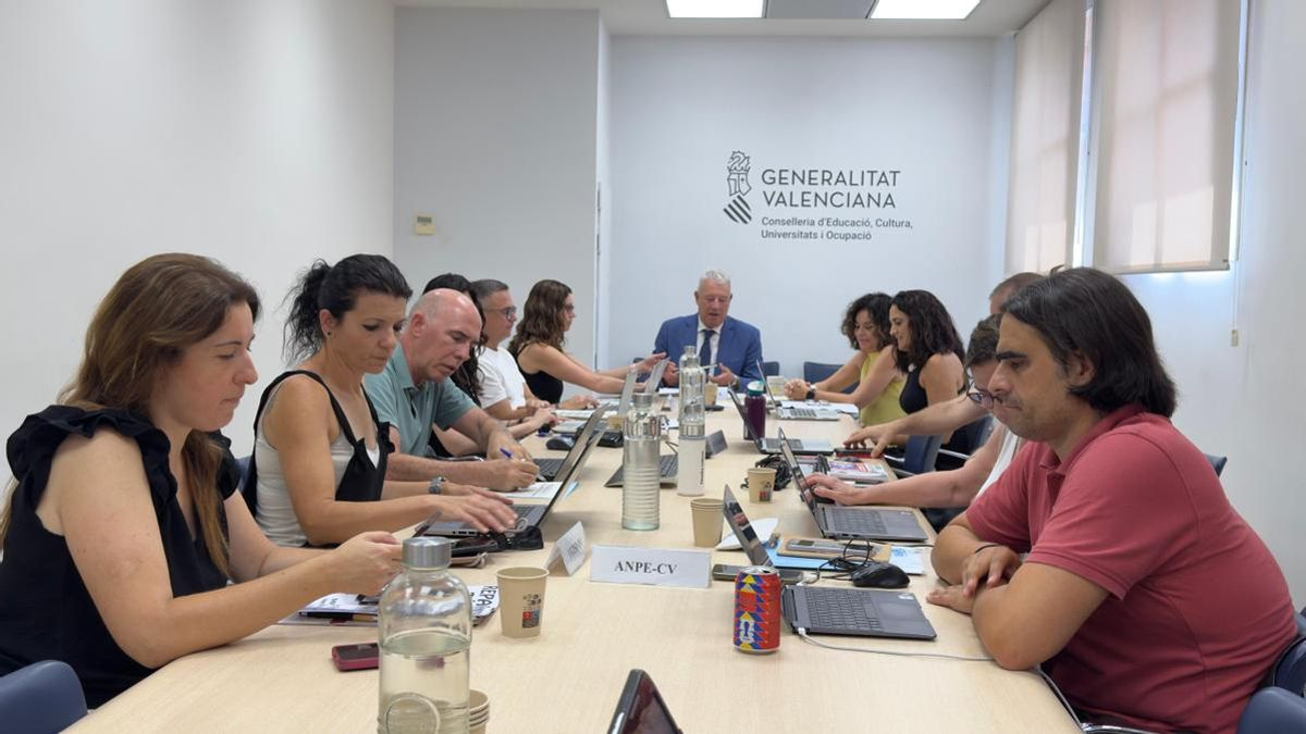 Educación presenta las instrucciones de inicio de curso con menos burocracia, mayor autonomía para los centros y un refuerzo de la convivencia