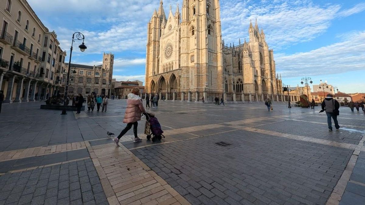 Pavimento a levantar y cambiar por completo en la Catedral de León, además de en la Calle Ancha y Botines.