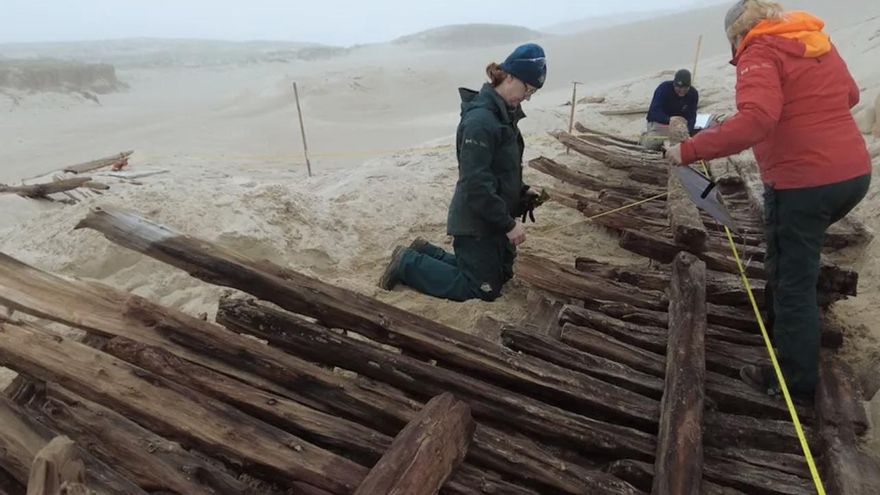 Un convoy británico cargado de azúcar y ron se perdió en 1812 y ahora sus restos aparecen bajo la arena de Sable Island