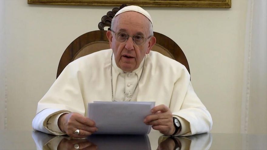 El papa Francisco consideró a la propiedad privada como "un derecho secundario"