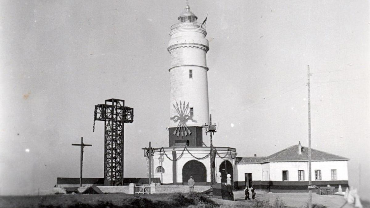 El fantasmático "Faro de la Muerte" de Cabo Mayor de Santander durante la Guerra Civil