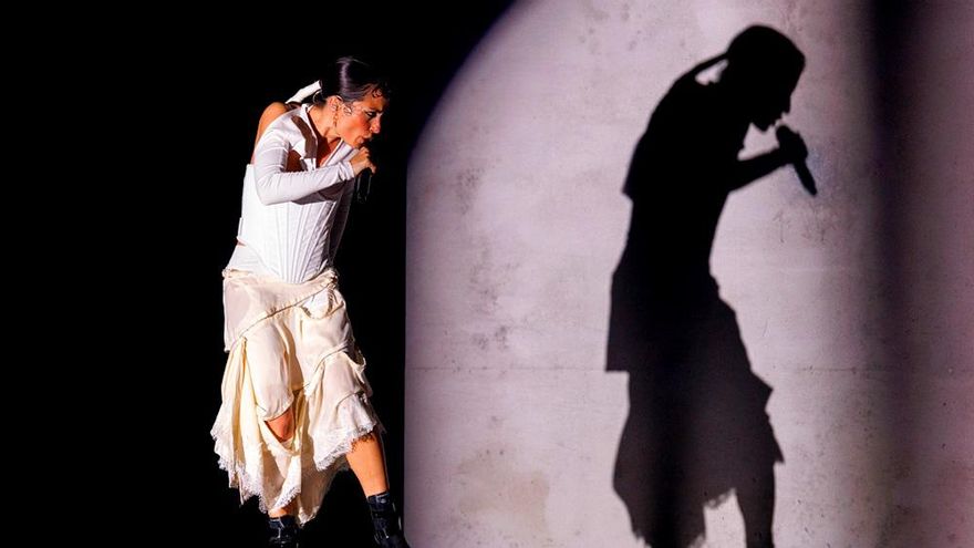 Rosalinda Galán, en la segunda semifinal del Benidorm Fest 2026