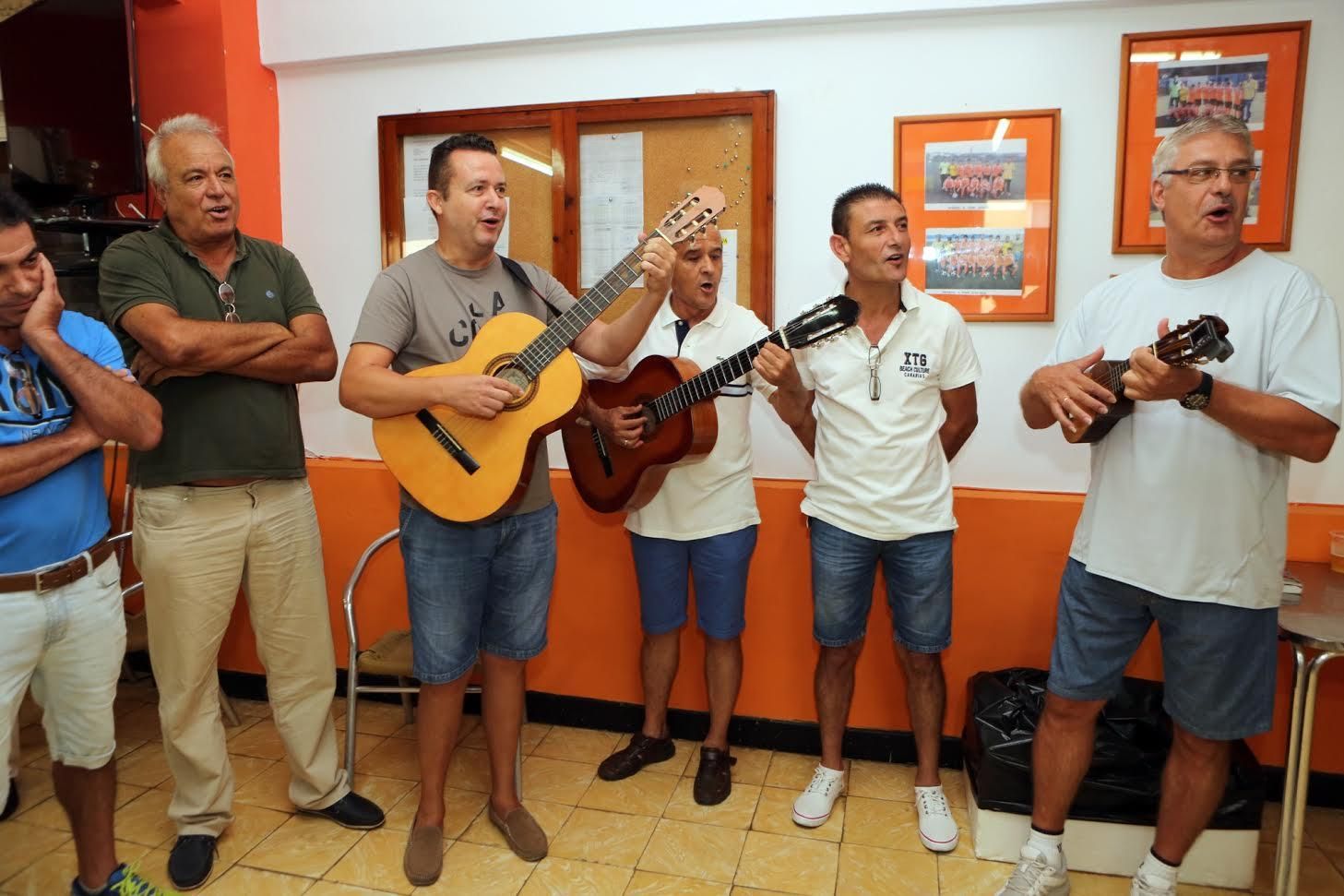 Juan Viera celebra su 100 cumpleaños. (ALEJANDRO RAMOS)