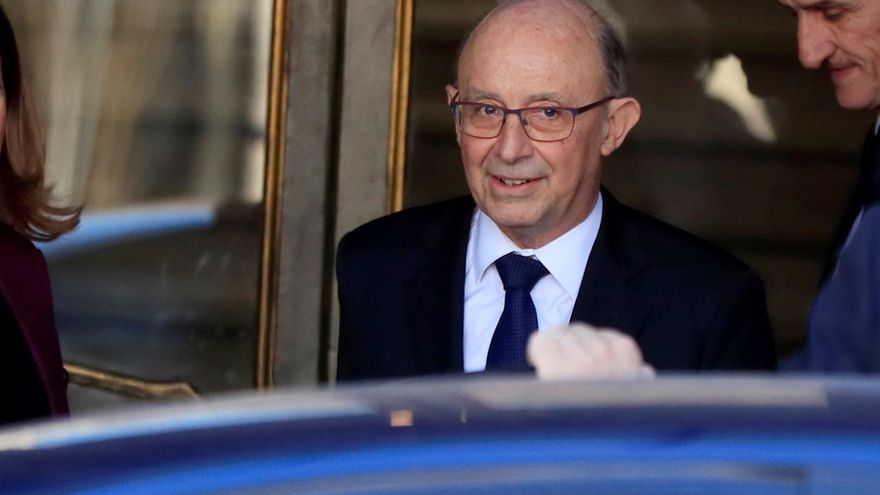 El juez del caso Montoro apremia a los Mossos para que le informen del avance de su investigación