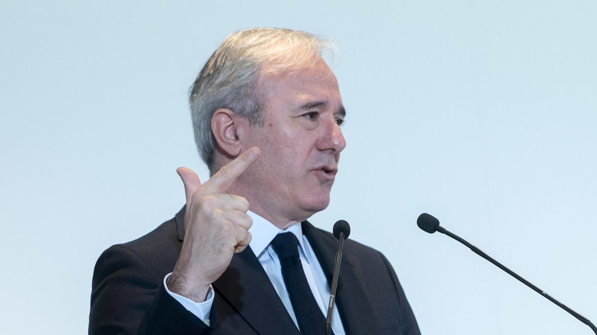 El presidente del Gobierno de Aragón, Jorge Azcón, interviene durante el Foro ABC.