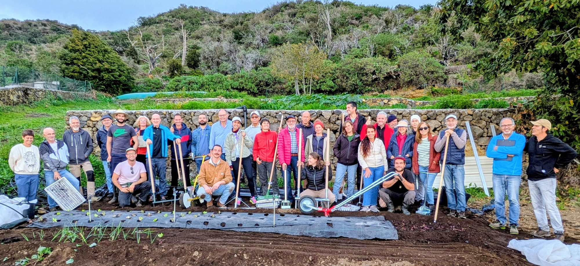 Villa de Mazo apuesta por la horticultura regenerativa y el emprendimiento agroecológico con un curso de referencia impartido por la Cooperativa Soilik.