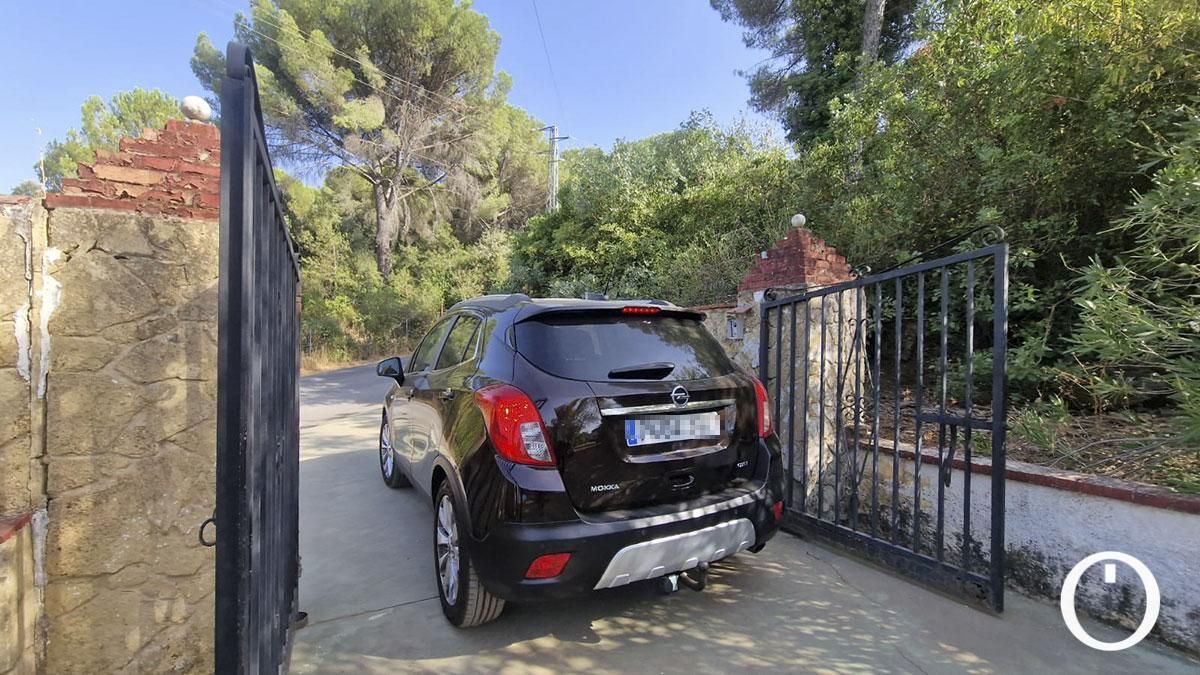 Vecinos de la parcelación El Jardinito desalojan sus casa por la cercanía del fuego