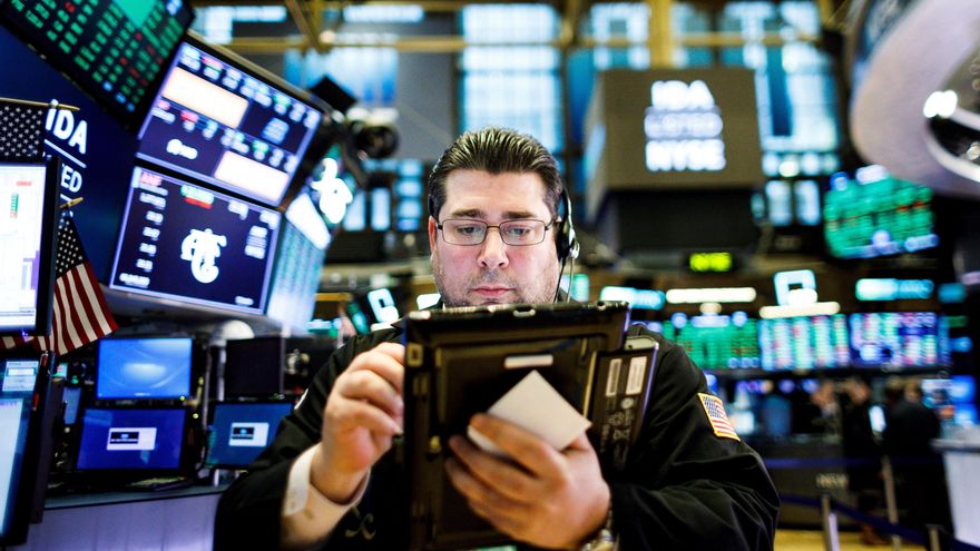 Wall Street cierra en máximos ante un posible acuerdo para estímulo anticovid