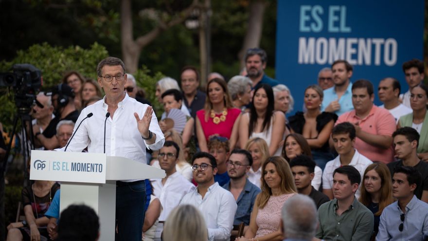 Alberto Núñez Feijóo, en un mitin en Barcelona este lunes.