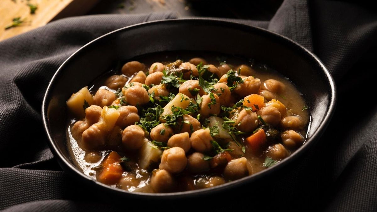 Los potajes de garbanzos son una alternativa muy completa
