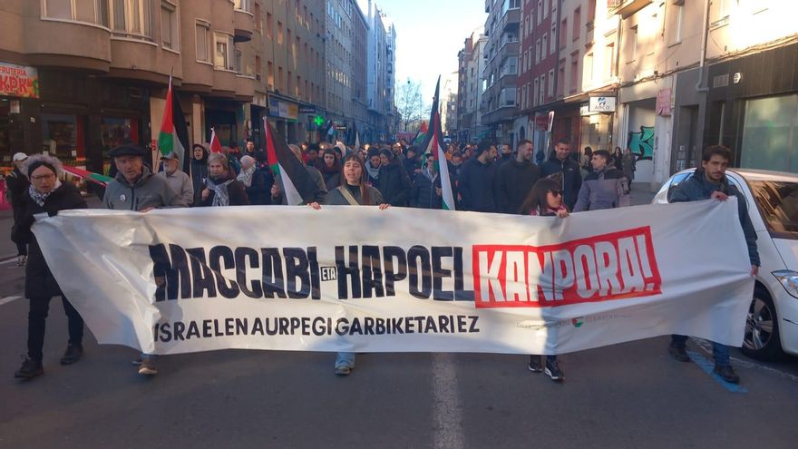 La Ertzaintza moviliza 150 agentes adicionales y equipos de Intervención ante la visita del Maccabi israelí a Vitoria