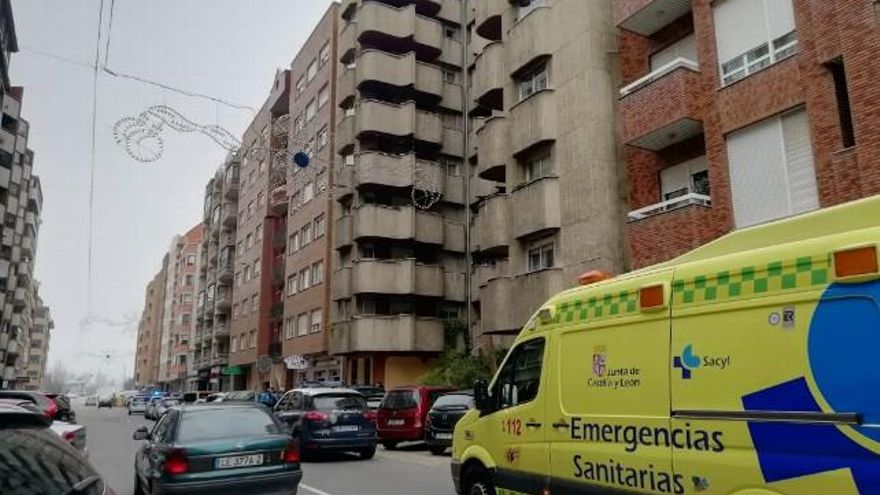 Incendio en la Avenida Padre Isla./ Foto: C.J.D.