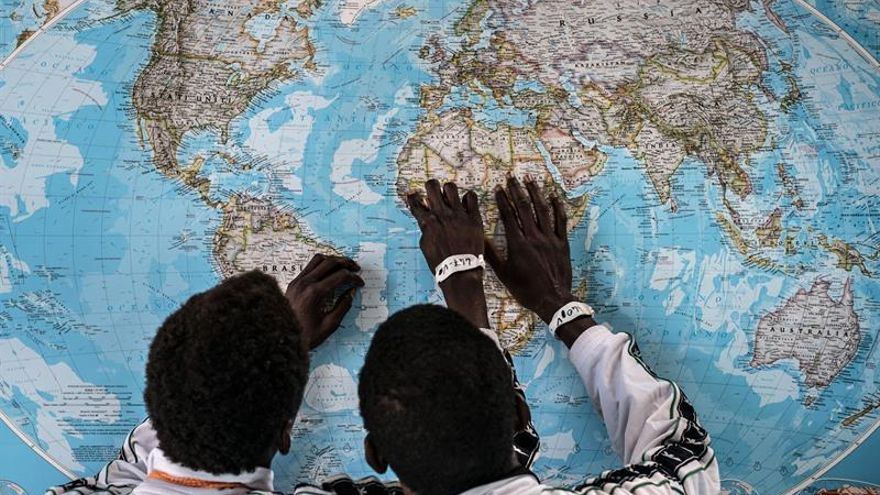 Unos 50 millones de niños viven lejos de su hogar y en riesgo, según Unicef