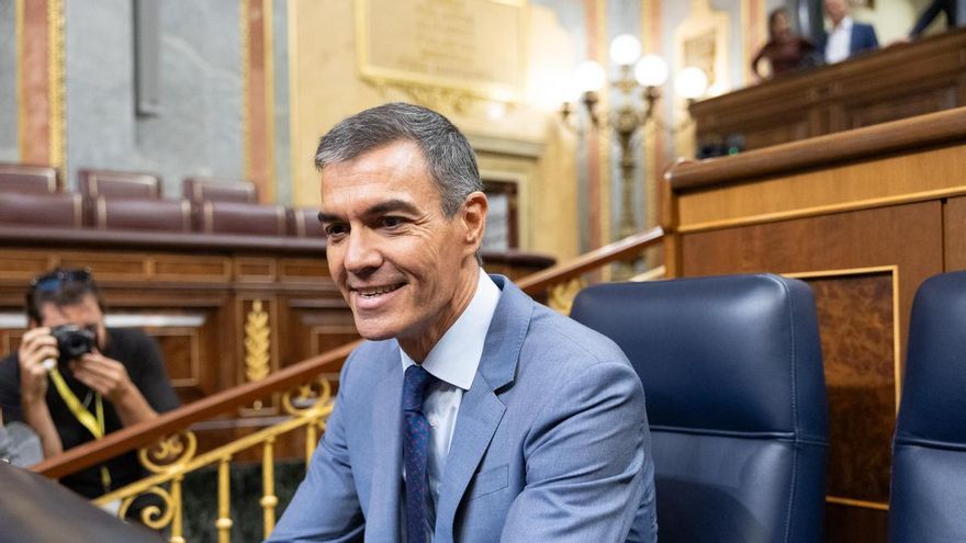 El presidente del Gobierno, Pedro Sánchez, durante una sesión de control al Gobierno, en el Congreso de los Diputados, a 16 de septiembre de 2026, en Madrid (España). La crisis migratoria que vive Ceuta desde el pasado mes de julio vuelve a centrar las pr