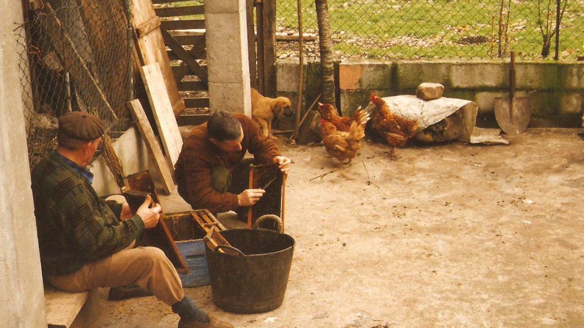 'Mercau del monte ya del fornu', una propuesta divertida y amena para despedir el verano en Palacios del Sil