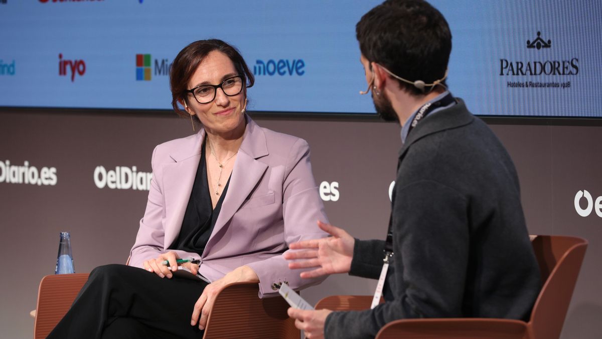 Mónica García en el VI Foro Económico