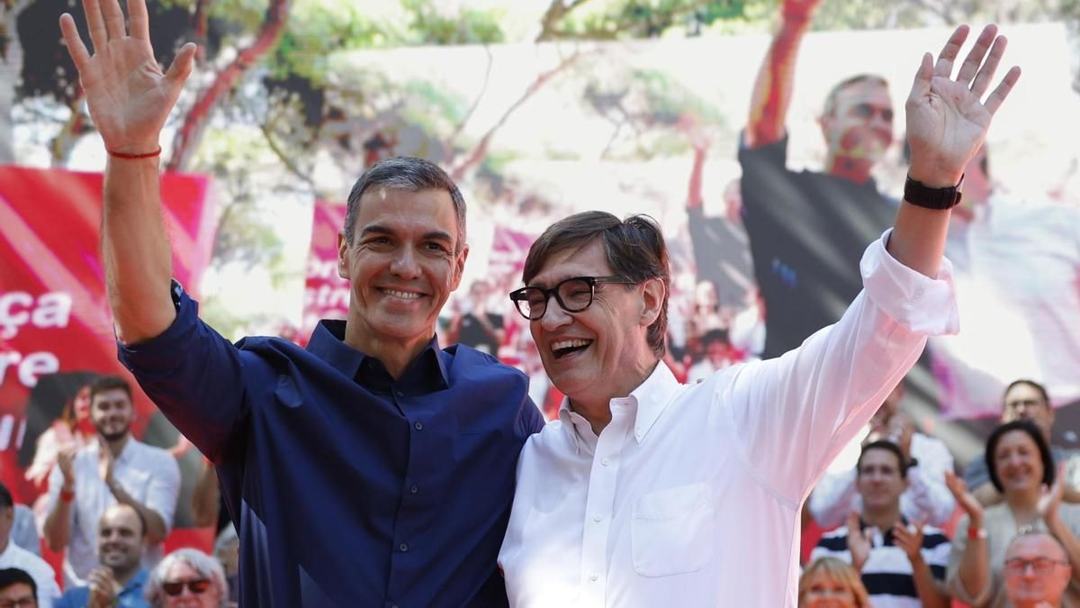 Sánchez promete que Ceuta "volverá a la normalidad" y acusa a PP y Vox de no querer resolver la crisis