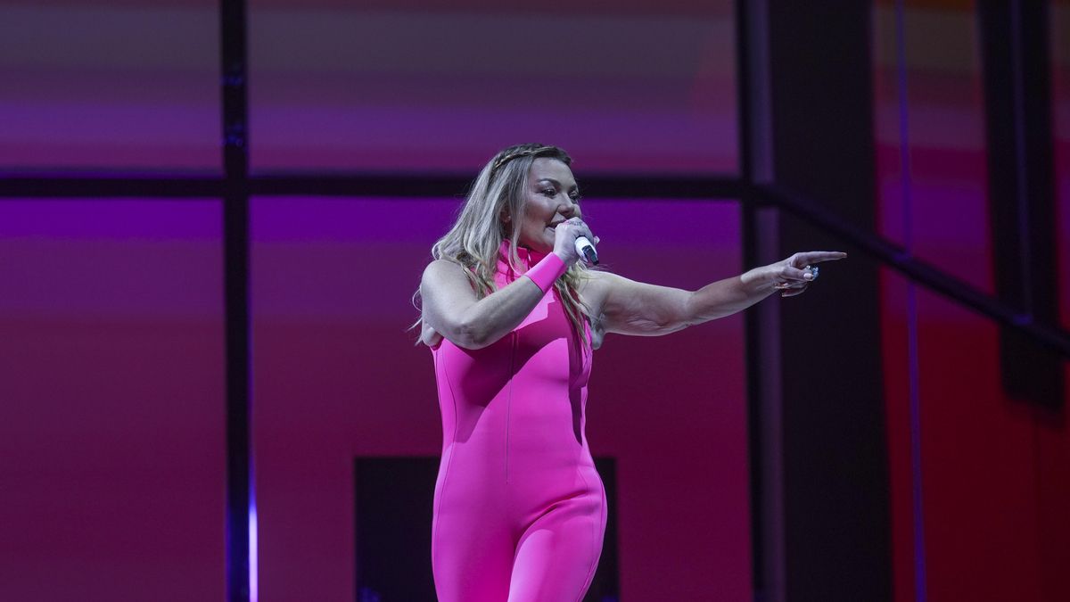 Una Amaia al natural inicia en Bilbao la nueva vida de La Oreja de Van Gogh: "Bajé al infierno y con mis cicatrices aquí estoy"