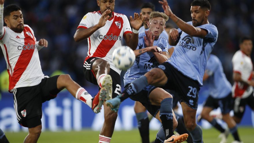 River venció sobre el final a Belgrano y jugará semifinales de la Copa de la Liga contra Rosario central