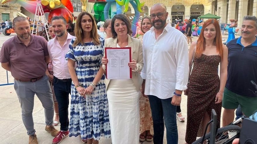 Macarena Olona presenta la lista de Caminando Juntos en Alicante para dar "sentido común" a los "huérfanos de partido"