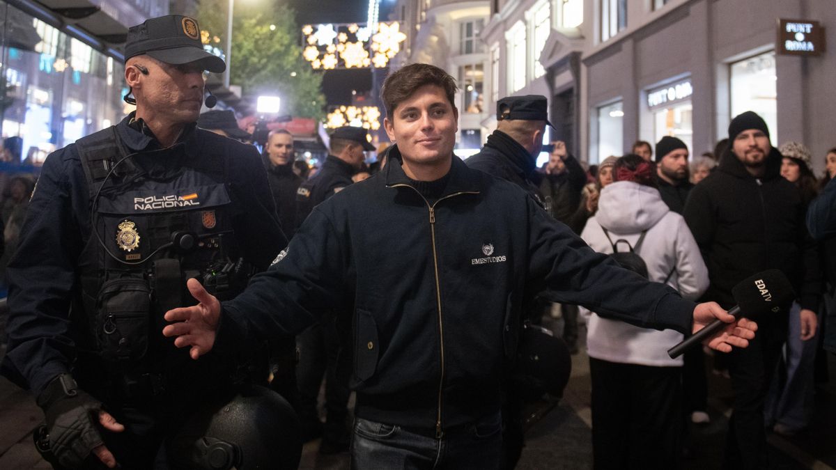 Vito Quiles, durante una concentración por el día de la Eliminación de la violencia contra las Mujeres, el 25 de noviembre de 2025