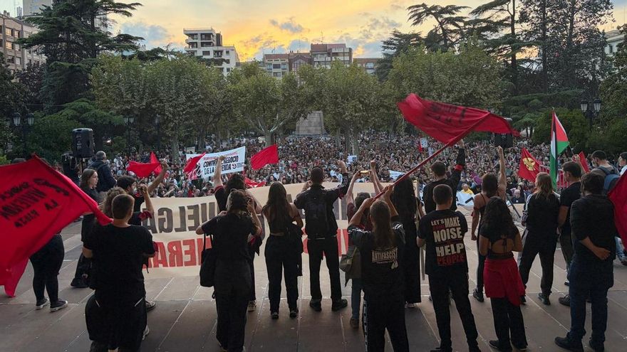 "Vivienda universal o huelga general": una protesta histórica recorre de nuevo las calles de Logroño